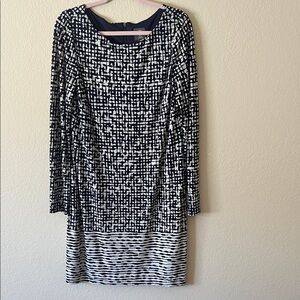 Vince Camuto Elegant Navy  and  off White Patterned Dress